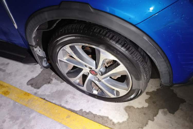 Used BYD Yuan 2016 1.5L Manual Luxury Model Right Front Wheel Hub