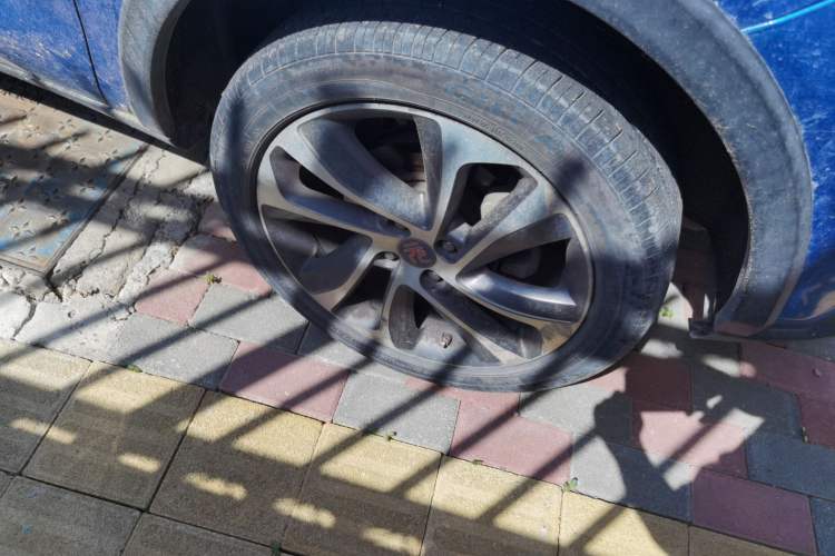 Used BYD Yuan 2016 1.5L Manual Luxury Version Right Front Wheel Hub