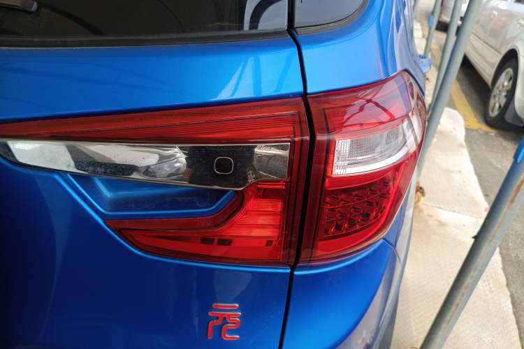Used BYD Yuan 2016 1.5TID Automatic Prestige Model Right Rear Taillight
