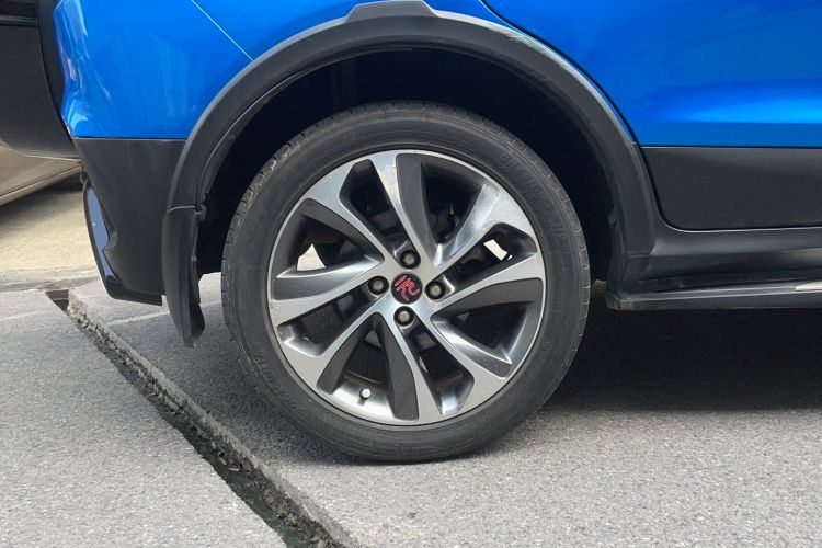 Used BYD Yuan 2016 1.5L Manual Luxury Model Right Rear Wheel Hub