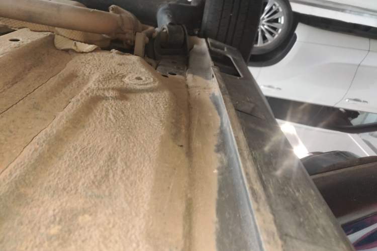 Used BYD Yuan 2016 1.5L Manual Luxury Model Right Side Sill