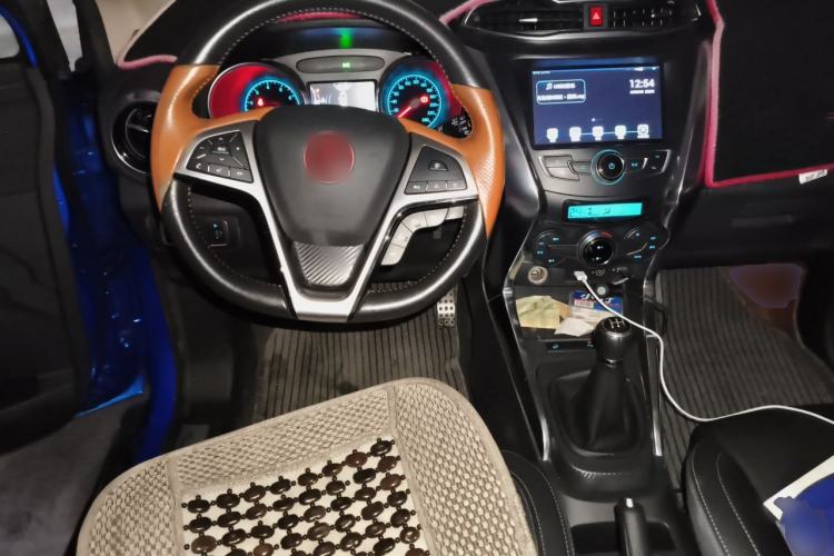Used BYD Yuan 2016 1.5L Manual Luxury Model Steering Wheel