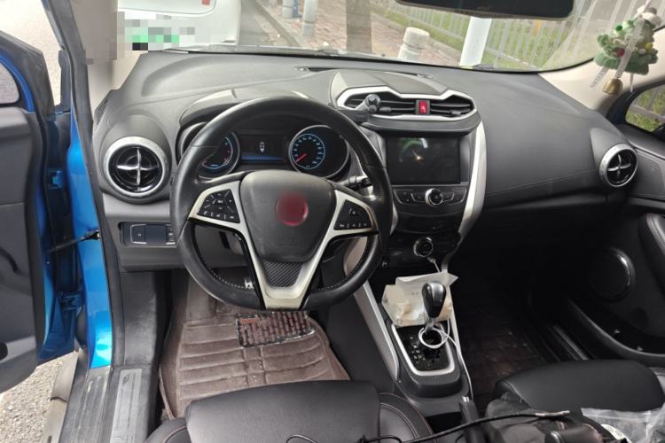 Used BYD Yuan 2016 1.5L Automatic Luxury Version Steering Wheel
