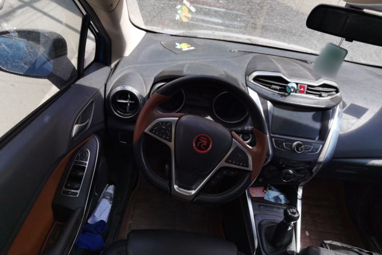 Used BYD Yuan 2016 1.5L Manual Luxury Version Steering Wheel