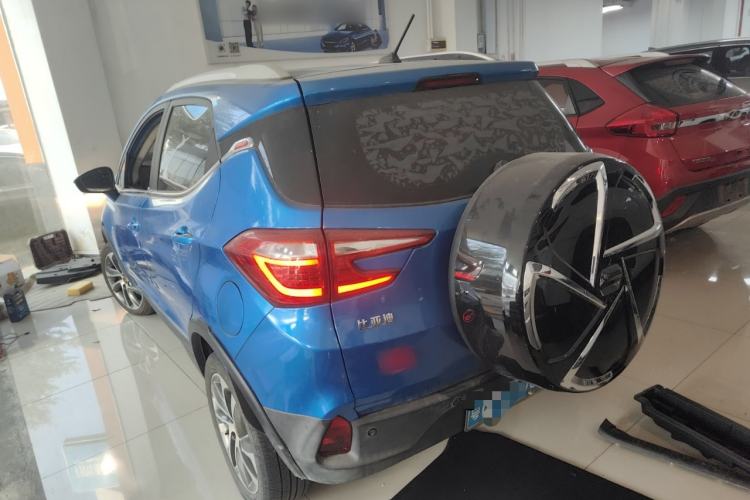 Used BYD Yuan 2016 1.5L Manual Luxury Model Trunk