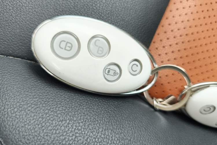 Used BYD Yuan 2016 1.5L Manual Luxury Version Vehicle Key