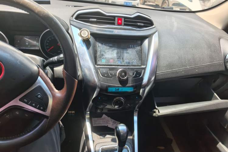 Used BYD Yuan 2016 1.5TID Automatic Prestige Model Audio And AC Panel