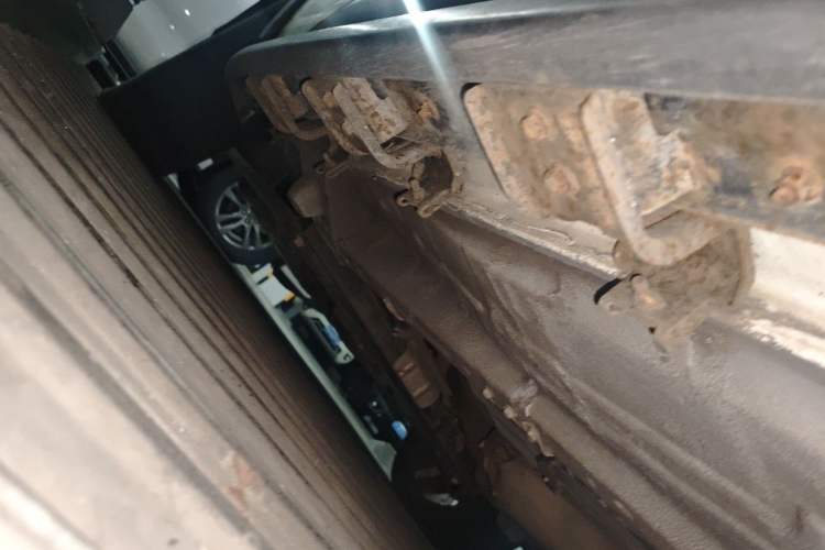 Used BYD Yuan 2016 1.5L Manual Luxury Model Chassis Rear Left