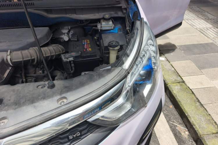 Used BYD Yuan 2016 1.5L Manual Comfort Model Engine Bay Left