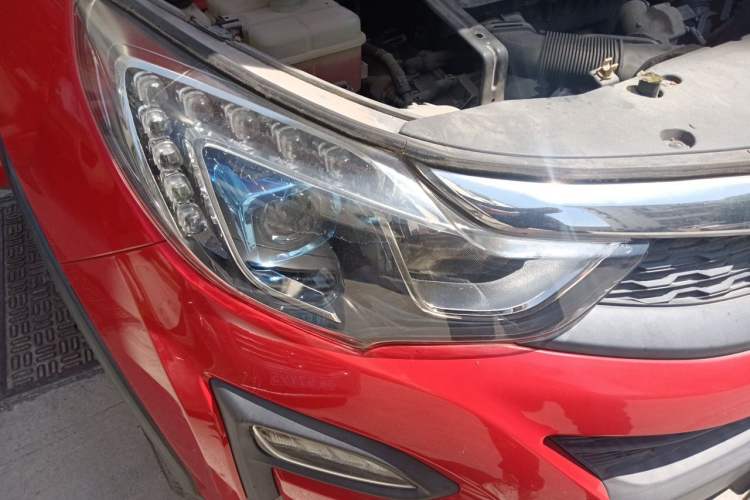 Used BYD Yuan 2016 1.5TID Automatic Prestige Model Engine Bay Right