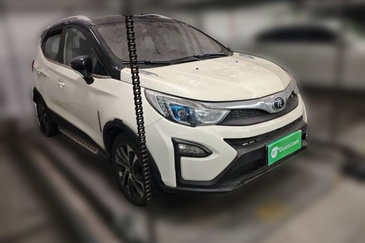 Used BYD Yuan 2016 1.5L Manual Luxury Model Front Right 45 Deg