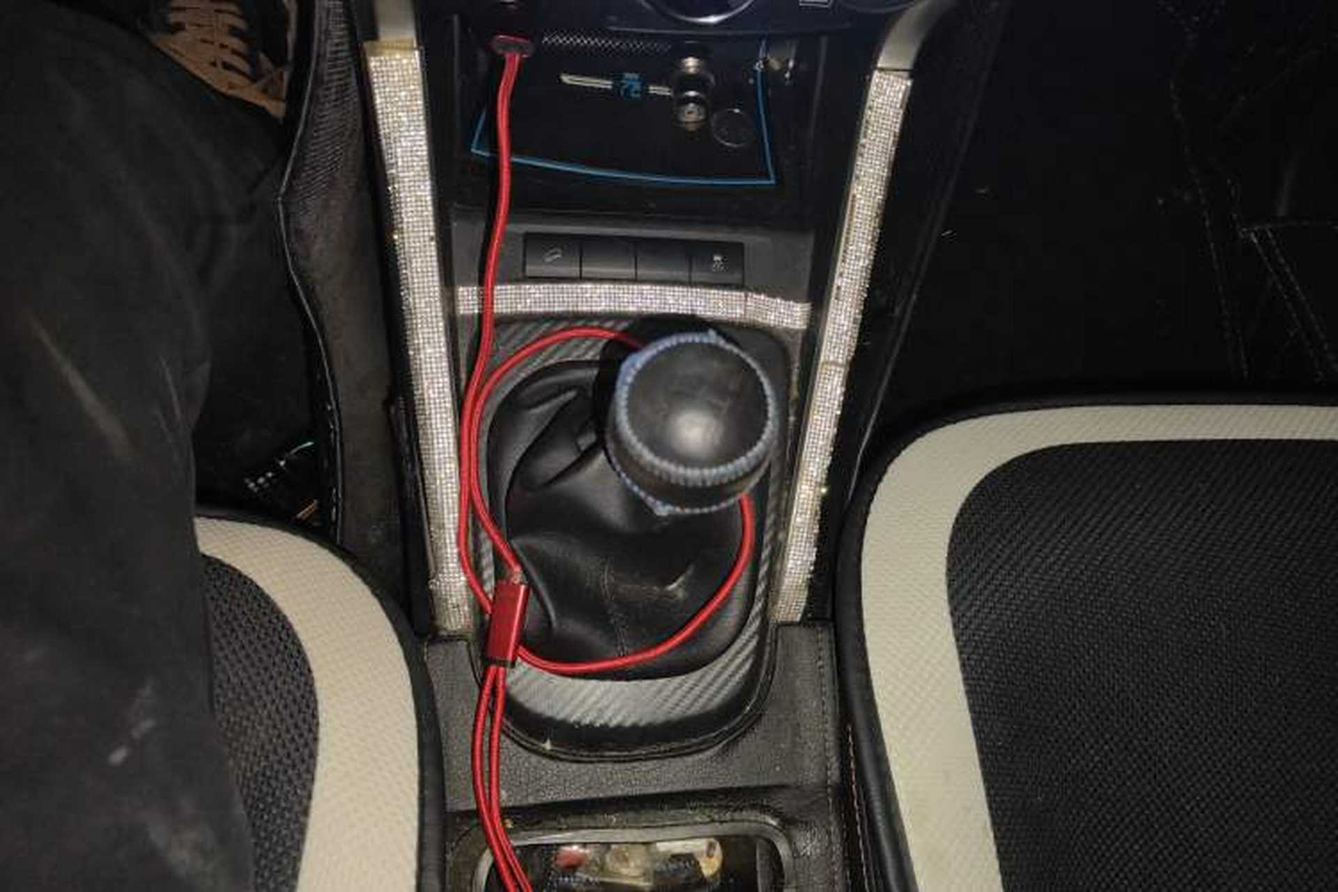 Used BYD Yuan 2016 1.5L Manual Comfort Model Gear Lever