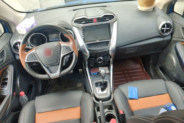Used BYD Yuan 2016 1.5TID Automatic Prestige Model Center Console