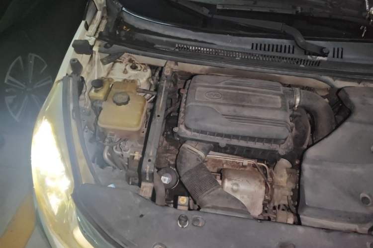 Used BYD Yuan 2016 1.5TID Automatic Prestige Model Engine Bay Right