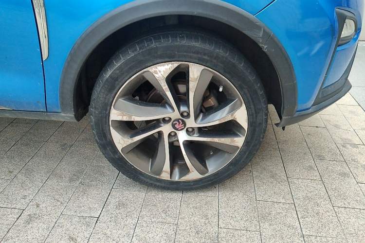 Used BYD Yuan 2016 1.5TID Automatic Prestige Model Right Front Wheel Hub