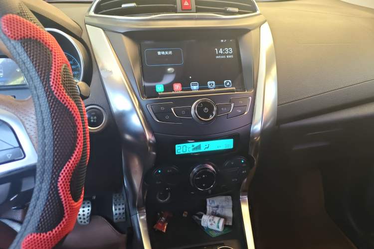 Used BYD Yuan 2016 1.5L Manual Luxury Model Audio And AC Panel