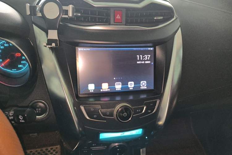 Used BYD Yuan 2016 1.5L Manual Luxury Model Audio And AC Panel