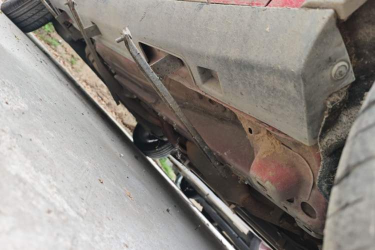 Used BYD Yuan 2016 1.5L Manual Luxury Model Chassis Front Right