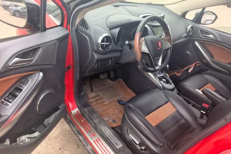 Used BYD Yuan 2016 1.5TID Automatic Flagship Model Driver Seat