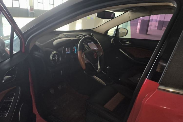 Used BYD Yuan 2016 1.5L Manual Luxury Model Driver Seat