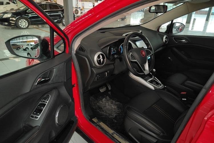 Used BYD Yuan 2016 1.5L Automatic Luxury Version Driver Seat