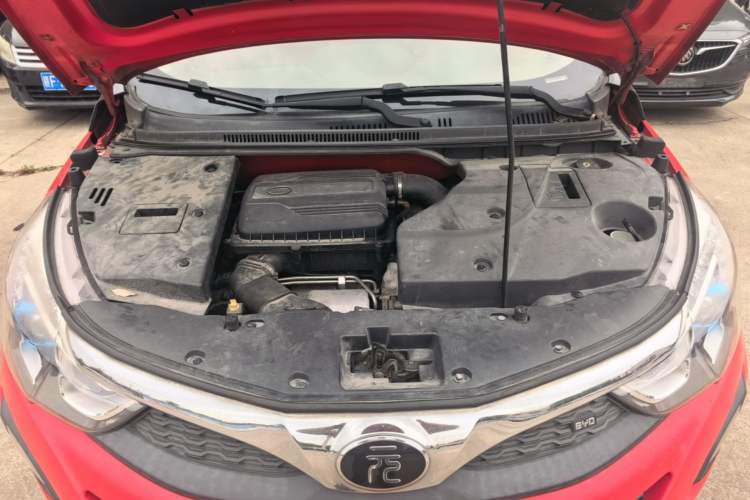 Used BYD Yuan 2016 1.5TID Automatic Flagship Model Engine Bay