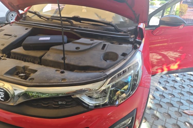 Used BYD Yuan 2016 1.5L Manual Luxury Model Engine Bay Left