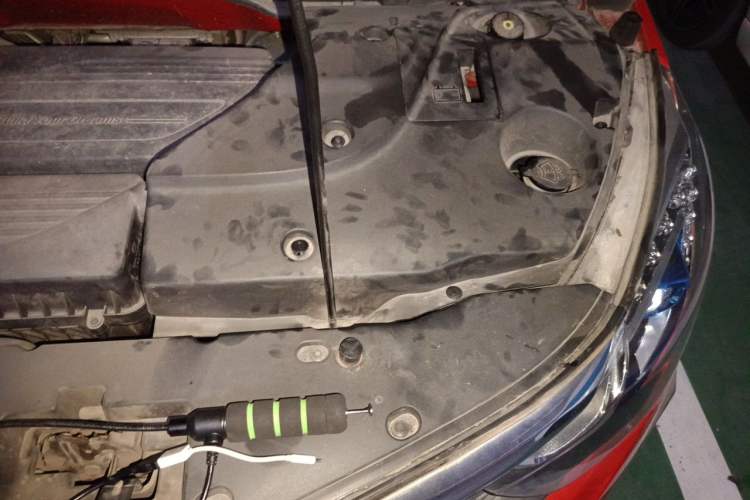 Used BYD Yuan 2016 1.5L Manual Luxury Model Engine Bay Left
