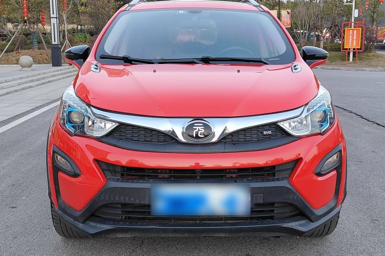 Used BYD Yuan 2016 1.5L Manual Luxury Version Exterior 1