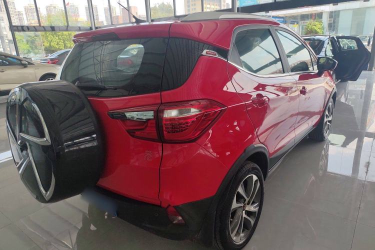 Used BYD Yuan 2016 1.5L Manual Luxury Version Exterior 3