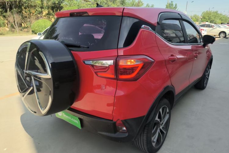 Used BYD Yuan 2016 1.5L Automatic Luxury Version Exterior 3