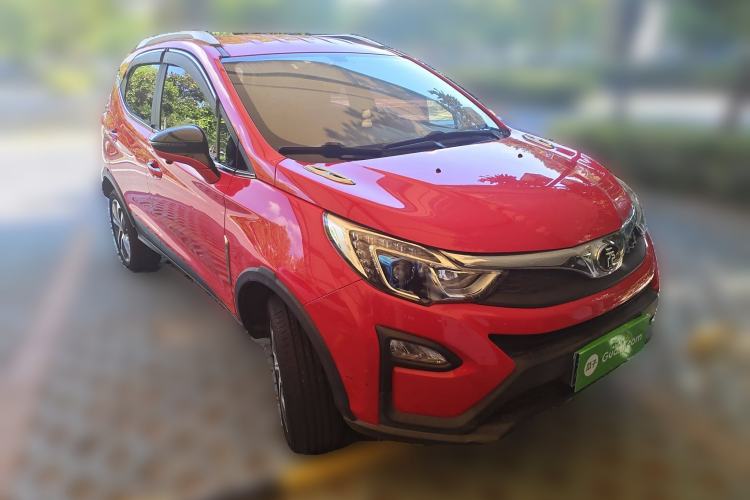 Used BYD Yuan 2016 1.5L Manual Luxury Model Front Right 45 Deg
