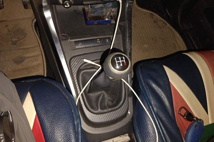 Used BYD Yuan 2016 1.5L Manual Luxury Model Gear Lever