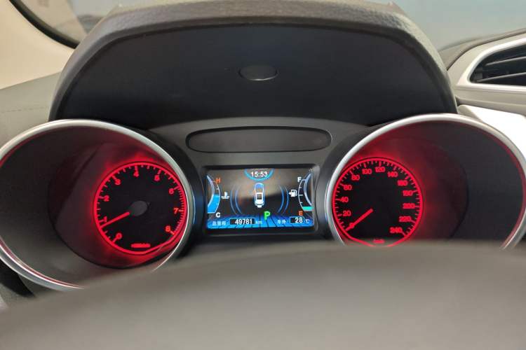 Used BYD Yuan 2016 1.5L Automatic Luxury Version Instrument Cluster