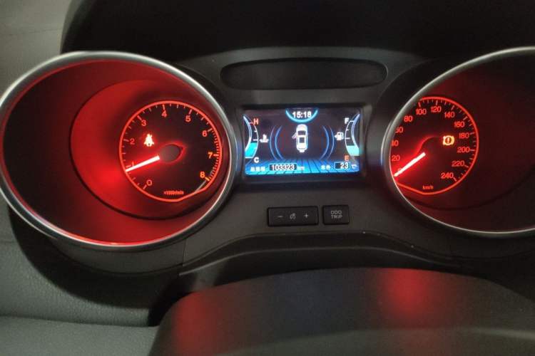 Used BYD Yuan 2016 1.5L Manual Luxury Version Instrument Cluster