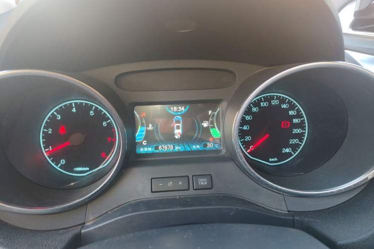 Used BYD Yuan 2016 1.5L Manual Luxury Model Instrument Cluster