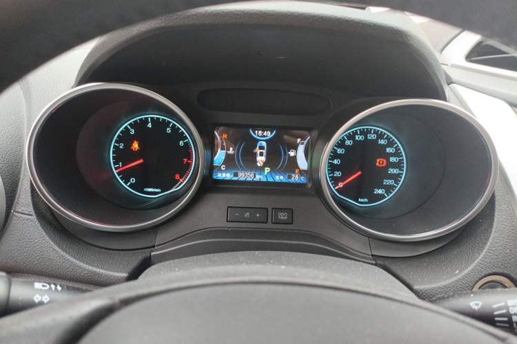 Used BYD Yuan 2016 1.5L Automatic Luxury Version Instrument Cluster