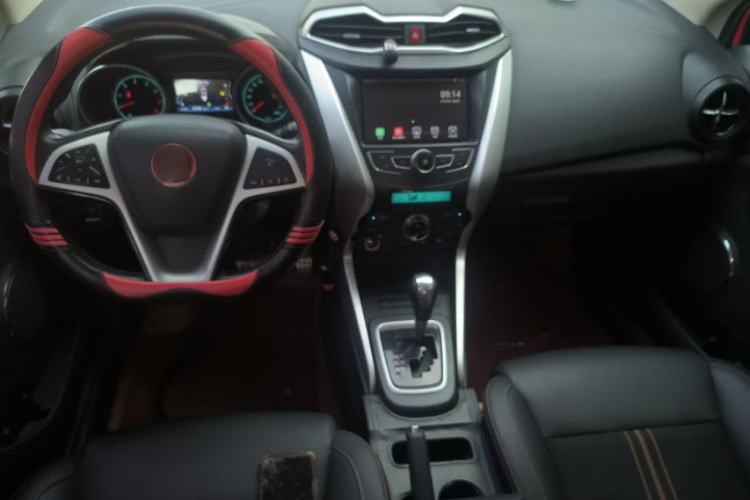 Used BYD Yuan 2016 1.5L Automatic Luxury Version Interior 1