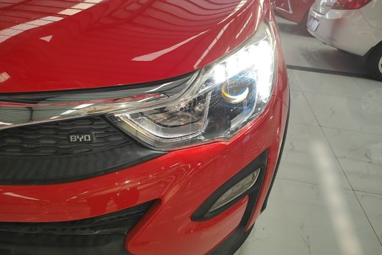 Used BYD Yuan 2016 1.5L Automatic Luxury Version Left Front Headlight