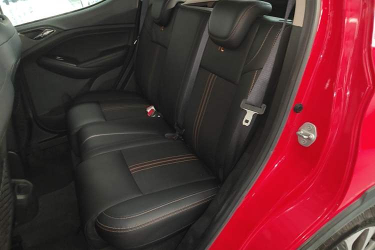 Used BYD Yuan 2016 1.5L Automatic Luxury Version Left Rear Seat