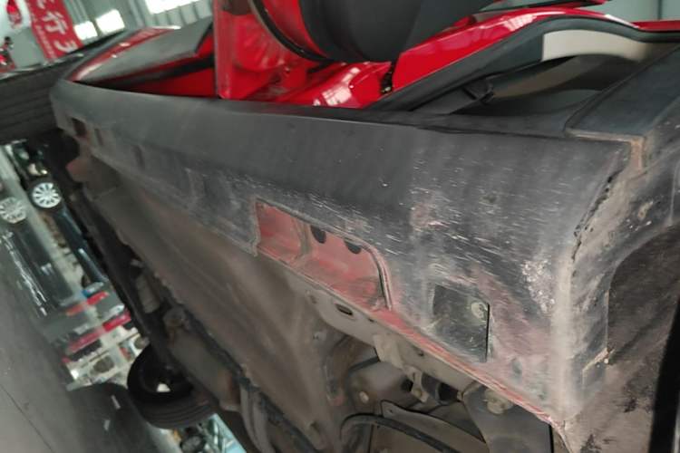 Used BYD Yuan 2016 1.5L Automatic Luxury Version Left Side Sill