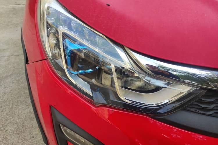 Used BYD Yuan 2016 1.5TID Automatic Prestige Model Right Front Headlight