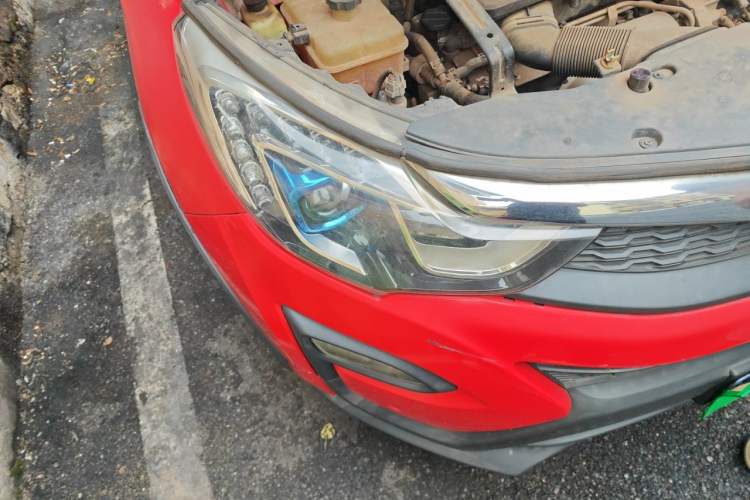 Used BYD Yuan 2016 1.5TID Automatic Prestige Model Right Front Headlight
