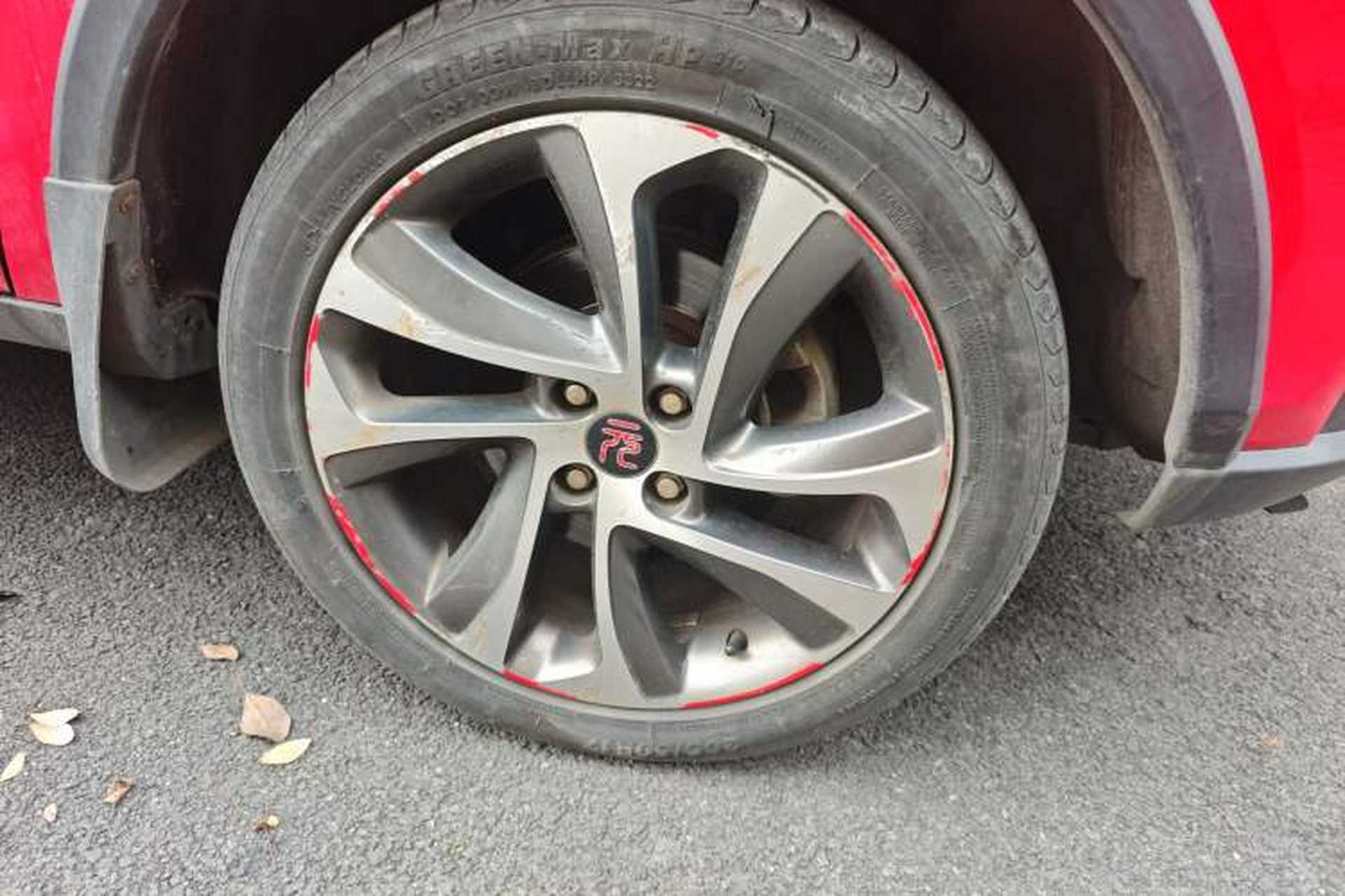 Used BYD Yuan 2016 1.5L Manual Comfort Model Right Front Wheel Hub