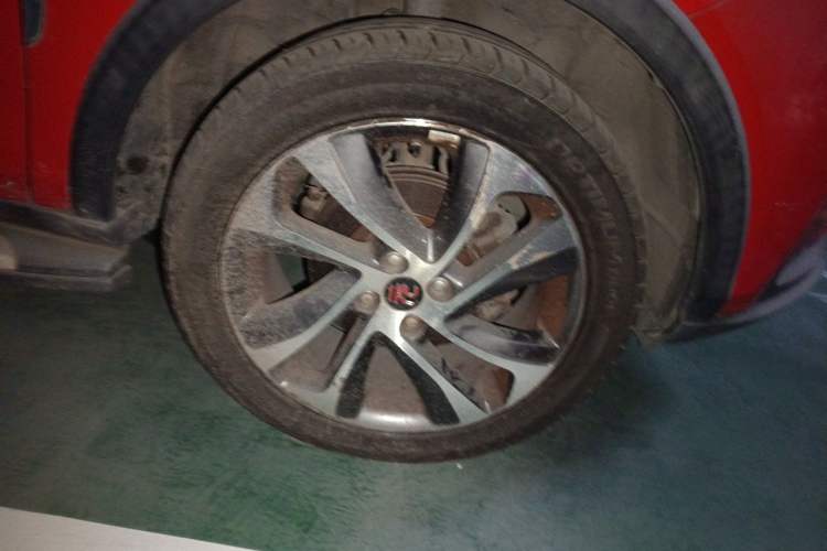 Used BYD Yuan 2016 1.5L Manual Luxury Model Right Front Wheel Hub