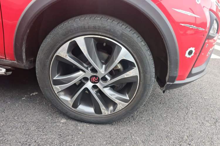 Used BYD Yuan 2016 1.5L Automatic Luxury Version Right Front Wheel Hub