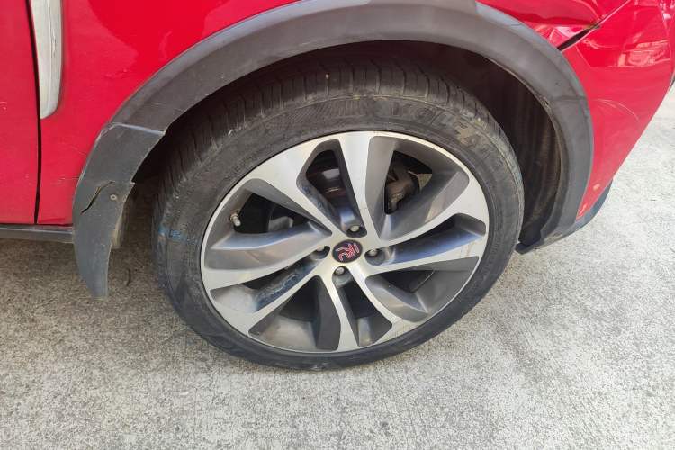 Used BYD Yuan 2016 1.5TID Automatic Prestige Model Right Front Wheel Hub