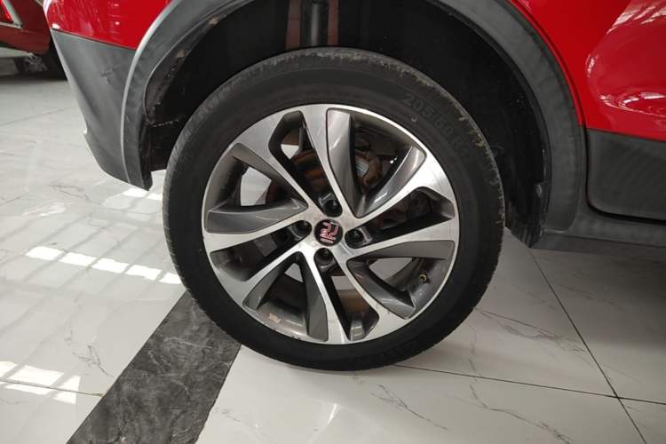 Used BYD Yuan 2016 1.5L Automatic Luxury Version Right Rear Wheel Hub