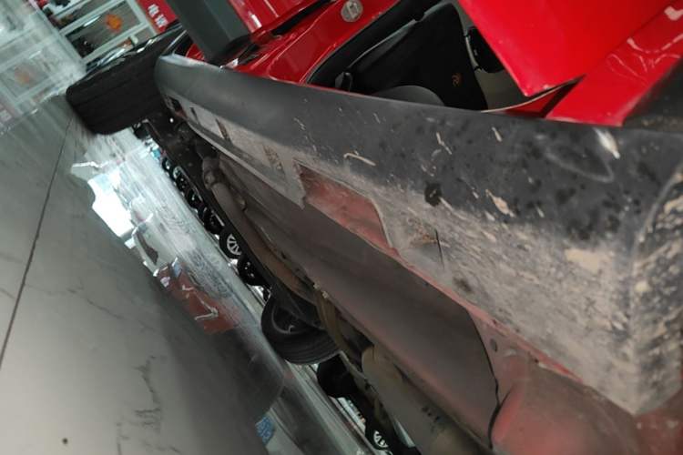 Used BYD Yuan 2016 1.5L Automatic Luxury Version Right Side Sill