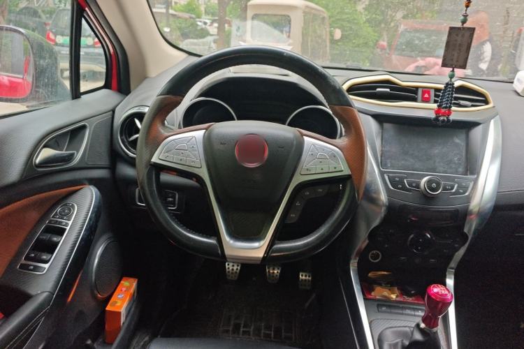 Used BYD Yuan 2016 1.5L Manual Luxury Model Steering Wheel